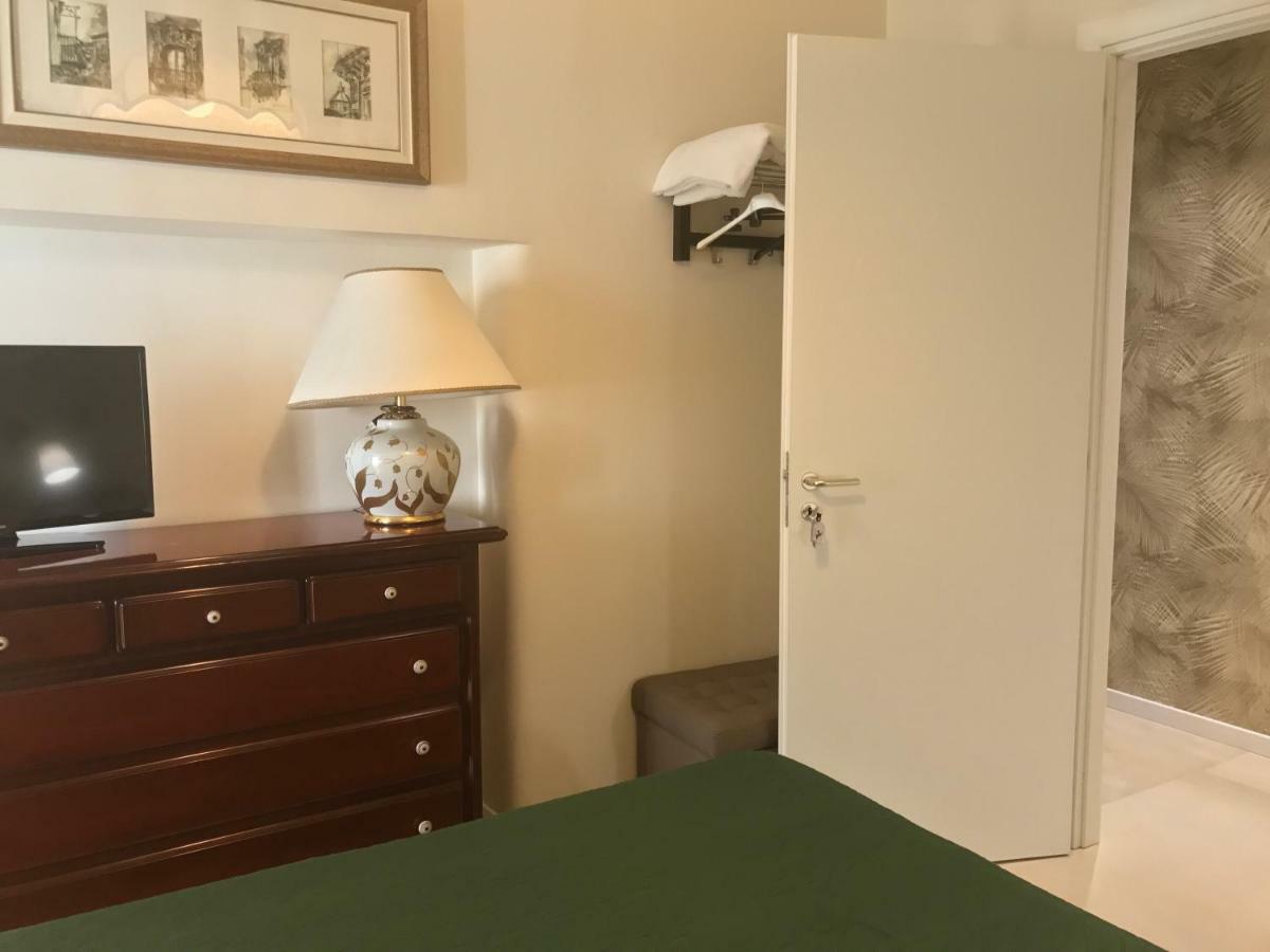 Aquila House Bed & Breakfast Catania Exterior photo